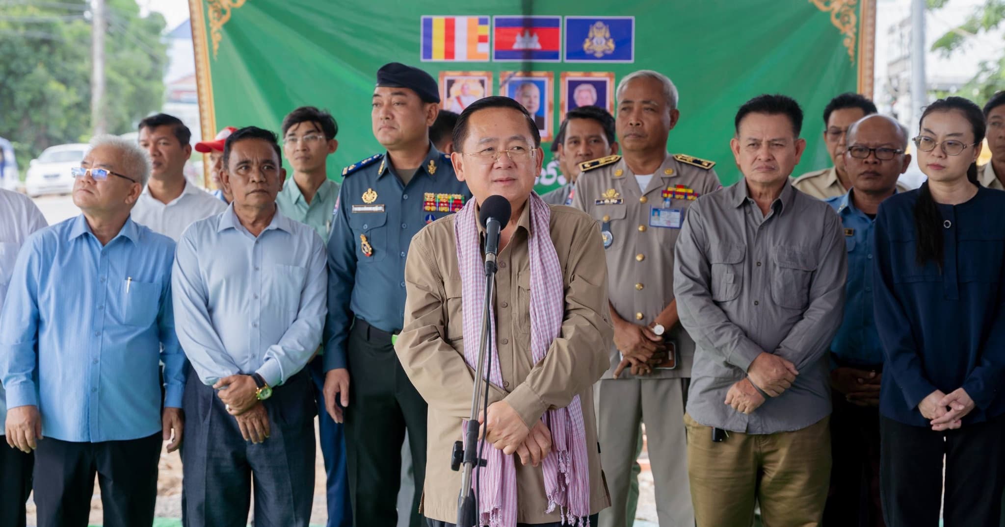 ឯកឧត្តម​ សុខ លូ ដឹកនាំបន្តយុទ្ធនាការផ្ទះមួយខ្នងដើមឈើមួយដើមដោយដាំដើមឈើបន្ថែមក្នុងក្រុងដើម្បីលើកកម្ពស់សោភ័ណភាពបរិស្ថានបៃតង