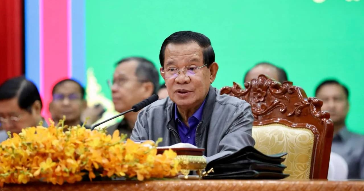 សម្តេចតេជោ ហ៊ុន សែន អញ្ជើញជួបសំណេះសំណាលជាមួយអាជ្ញាធរដែនដី និងអង្គបោះឆ្នោតព្រឹទ្ធសភា នៅមណ្ឌលភូមិភាគទី៨ ក្នុងខេត្តមណ្ឌលគិរី