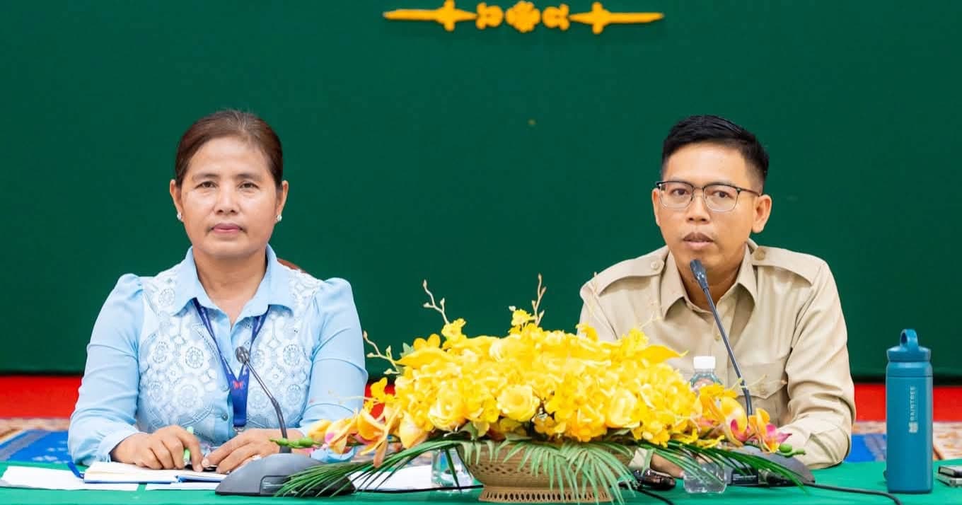 ក្រុមការងារមន្ទីរព័ត៌មានខេត្តបាត់ដំបង បន្តចុះពង្រឹងសមត្ថភាព និងប្រសិទ្ធភាពការងារព័ត៌មាននៅរដ្ឋបាលស្រុកបាណន់