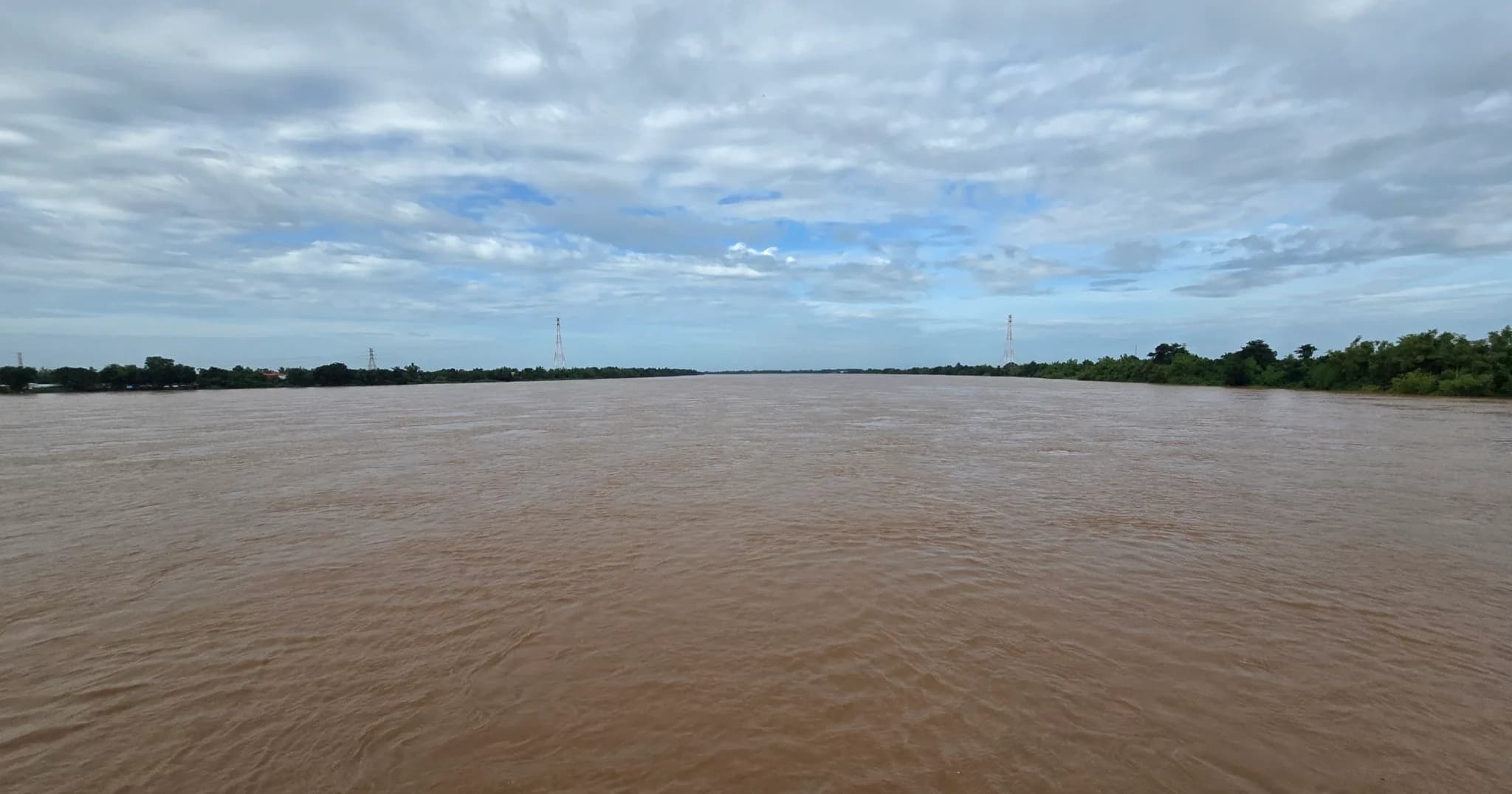 ក្រសួងធនធានទឹកជូនដំណឹងពីស្ថានភាពទឹកទន្លេមេគង្គ ខណៈកម្ពស់ទឹកបន្តកើនឡើង